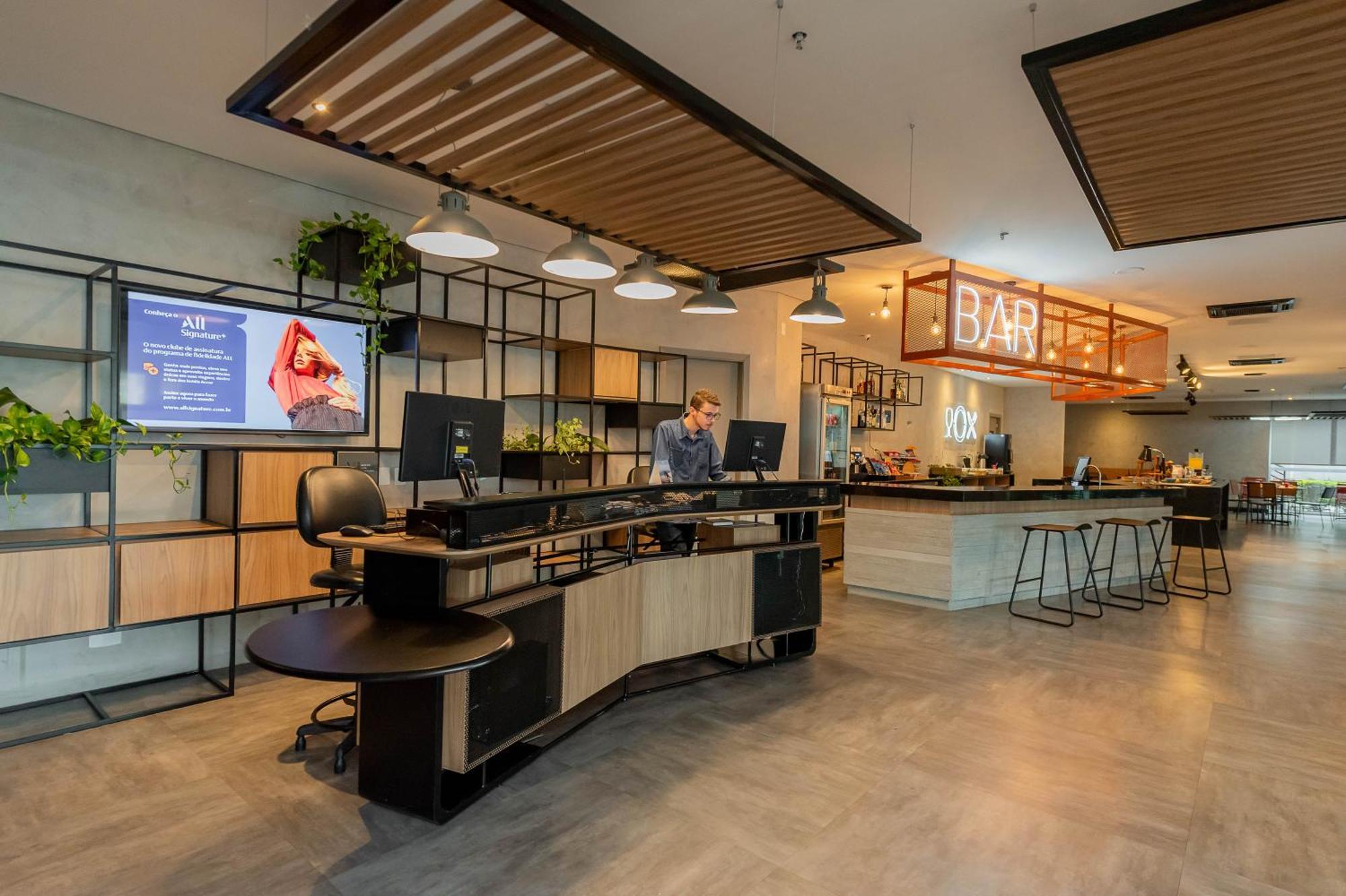 Ibis Vitoria Aeroporto Ξενοδοχείο Εξωτερικό φωτογραφία